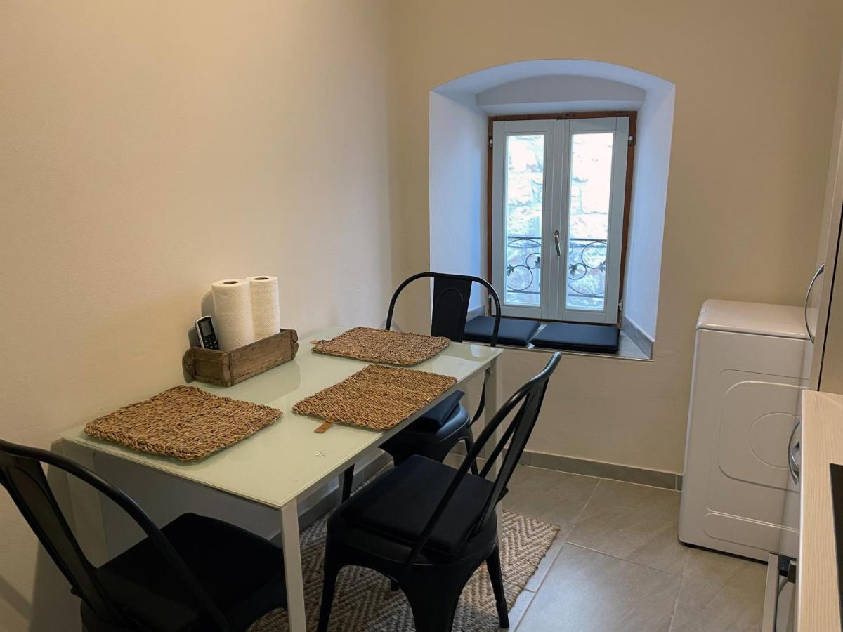Fredys Apartments Stari Grad  Kültér fotó